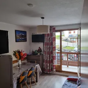 Appartement De 6 Pers Au Pieds Des Pistes ,wifi Gratuit à Labelise 3 étoiles Au De France, Saint-Sorlin-dʼArves